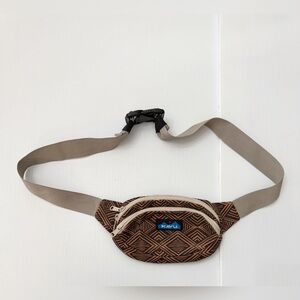 Kavu Spectator Belt Bag Padded Adjustable Khaki Mahogany